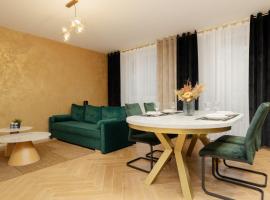 Ursus Nova Apartment with Parking by Renters Prestige, hotel Varsóban