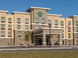 Homewood Suites by Hilton Boston Marlborough, хотел с басейни в Berlin