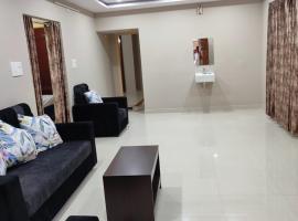 Rahul guest house and service apartment, Hotel in Visakhapatnam