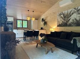 Le chalet du lys avec bain scandinave Insolys, hotel v destinaci Gouvieux