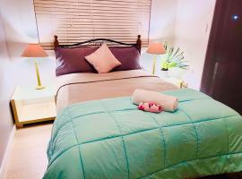 Double bedroom in Sharehouse in Canberra and Queanbeyan, Hotel in Queanbeyan