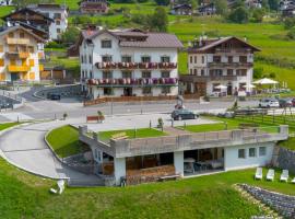 Hotel Serena, hotell i Auronzo di Cadore