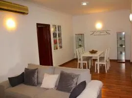 Villa Ahumor Apartamento entero 20 m Sevilla -6pax