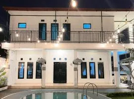 Villa Sindang Restu Sr Cisarua 4Br 20 Pax