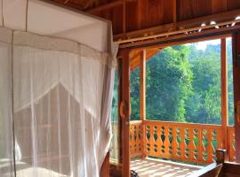 Rambai Tree Jungle Lodges, hotel en Bukit Lawang