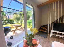 Les trois chalets - jardin terrasse 7 personnes - Saint Mamet Luchon, chalé alpino em Saint-Mamet