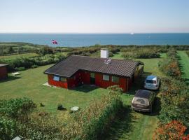 Magnificent house with splendid view to the sea, hotel din Fåborg