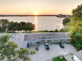 Lakeside Inn, hotel en Orillia