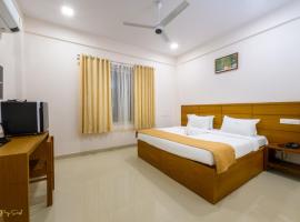 Daffodils Luxury Airport Suites, hotel con estacionamiento en Kochi