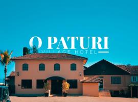 O Paturi - Village Hotel Proximo Aparecida, готель у місті Гуаратінгета