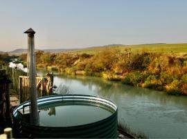 Tugela River Lodge, готель, де можна проживати з хатніми тваринами у місті Вінтертон