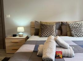 Casa di Afi, Perfect For 4 - Kitchen - Parking - Netflix: Arona'da bir otel