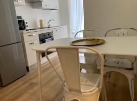 CASA NOVA Luxury Apartment Suite Fichi d'India, מלון בNova Milanese