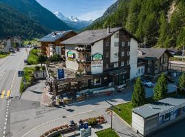 Hotel Taescherhof, hotel a Täsch