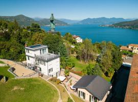 Villa San Carlo: Arona'da bir otel