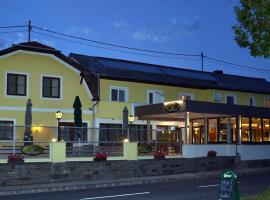 Gasthof Haselberger, bed & breakfast kohteessa Marbach an der Donau