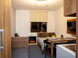 Ramonda apartman Vila Bela Reka 50m from Gondola - free parking acces, hotel en Brzeće