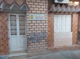 Ram Nivas Home Stay Dwarka, hotel in Dwarka