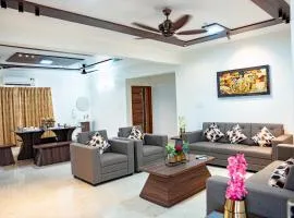 MAHAS Vrindavan by MAHAS Homestays - 3 BHK Flats - Fully Airconditioned