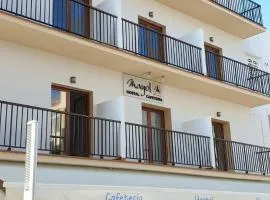 Hostal Mayol