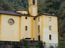 Palazzo Branca - Unique experience, hotel v destinácii Brissago