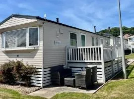 8 berth pet friendly caravan, Penrhyn Bay, Llandudno