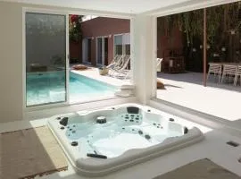 Casa dos Pinheiros 109 - Private Villa with pool & heated SPA