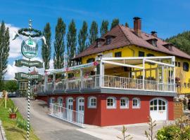 Gästehaus Krappinger/Pizzeria Mamma Mia – pensjonat 