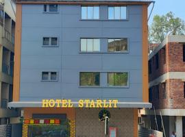 Hotel Starlit, ξενοδοχείο σε Νάβι Μουμπάι