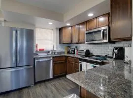 Aurora Home with Balcony 18 Mi to Downtown Denver!