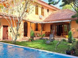 Wonderful Villa Felice, cottage in Yogyakarta