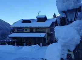 Hotel Veduta dell'Adamello