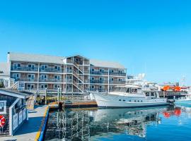 The Hotel at Cape Ann Marina, готель у місті Глостер