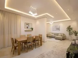 Luxury 2BD Apt in AJMAN, FREE Parking, NEAR Beach