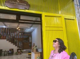 Lu Peaceful Homestay, hotel di Da Nang