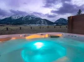 Buena Vista Mountain Retreat - Ultimate Privacy with Spa & Unbeatable Views