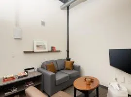 Flexhome Fiserv 2BR Private Apt EL8