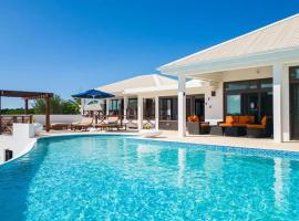 Songbird 4 BR Anguilla Villa, hotel v The Valley