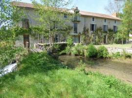 Gigantesque moulin, hotel i La Mothe-Saint-Héray