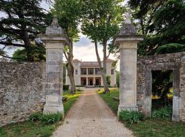 Hôtel Villa Walbaum, hotel accessible a Vallon-Pont-dʼArc