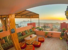 Atlantic Vibes Surf Hostel, ostello a Tamraght Ouzdar