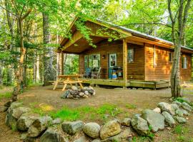 Mersey River Chalets a nature retreat, παραθεριστική κατοικία σε Caledonia