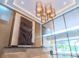 Canyon Hotels & Resorts Boracay, hotel en Boracay