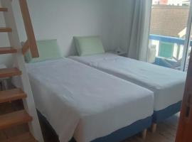 Porto Pim Guest House, hotel di Horta