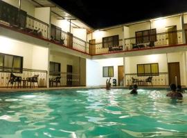 Mokalbaug Beach Resort, hotel Nagaonban