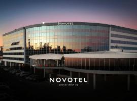 Novotel Sydney West HQ, מלון ברוטי היל