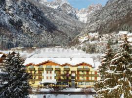 몰베노에 위치한 호텔 Alledolomiti Boutique Lake Hotel - Adults friendly