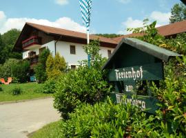 Ferienhof am Mitterberg, hotel a Bad Birnbach