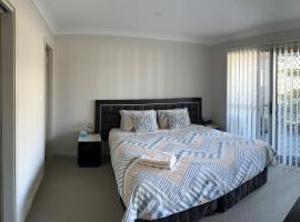 Gosford Townhouse, hotel di Gosford