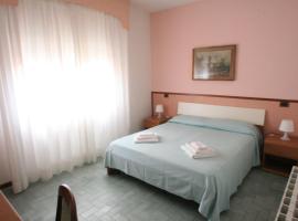 Hotel Redi, hotell i Montecatini Terme